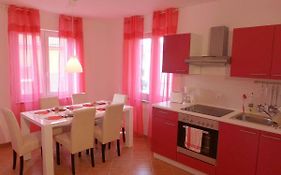 Apartments Kvesic